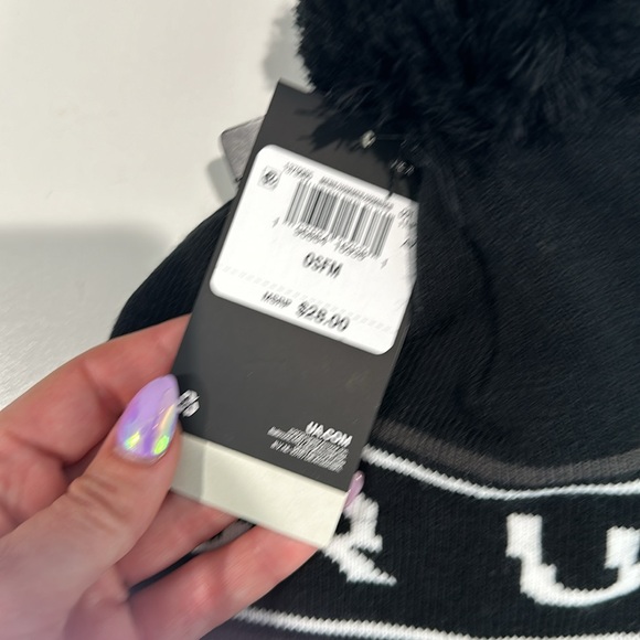 Under Armour
UA Men's Halftime Pom Beanie - Beanies - Picture 3 of 3